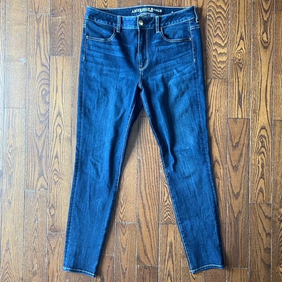 Blue Regular Length American Eagle Super Stretch x4 Skinny Jeans Size 12 - Picture 1 of 5